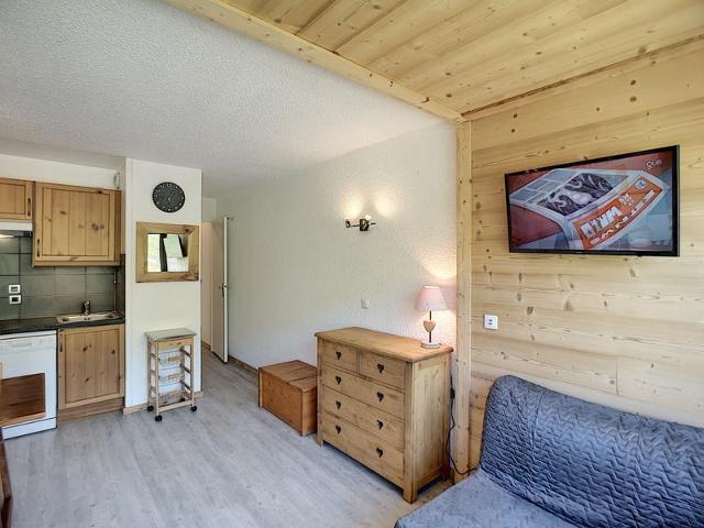 Cozy 2-Room Apt for 5, South-West Exposure, Renovated, Ski-in/Ski-Out, Free WiFi - Les Menuires FR-1-178-70 - Les Menuires Reberty 1850