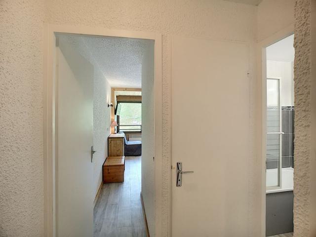 Cozy 2-Room Apt for 5, South-West Exposure, Renovated, Ski-in/Ski-Out, Free WiFi - Les Menuires FR-1-178-70 - Les Menuires Reberty 1850