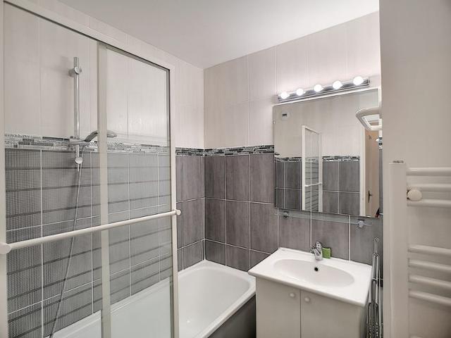 Cozy 2-Room Apt for 5, South-West Exposure, Renovated, Ski-in/Ski-Out, Free WiFi - Les Menuires FR-1-178-70 - Les Menuires Reberty 1850