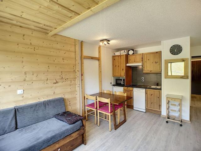 Cozy 2-Room Apt for 5, South-West Exposure, Renovated, Ski-in/Ski-Out, Free WiFi - Les Menuires FR-1-178-70 - Les Menuires Reberty 1850