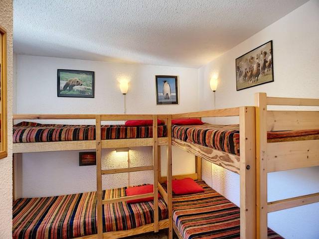 Les Menuires: 2 rooms, 6 ppl, south balcony, wifi, pets, parking FR-1-178-75 - Les Menuires Reberty 1850