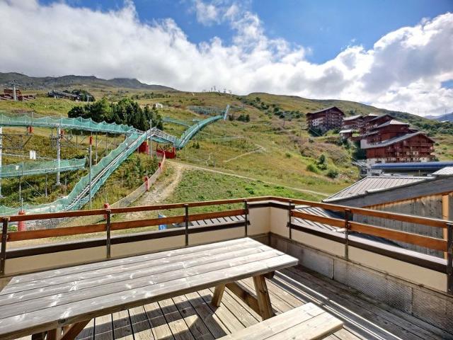 Charming Ski-In/Ski-Out 2BR Apartment with Terrace, Sleeps 5 - Les Menuires FR-1-178-88 - Les Menuires Bruyères