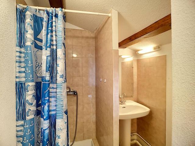 4-room duplex apartment, ski-in/ski-out, 6 people, parking, WiFi FR-1-178-13 - Les Menuires Bruyères