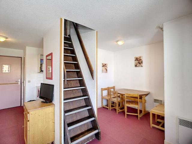 4-room duplex apartment, ski-in/ski-out, 6 people, parking, WiFi FR-1-178-13 - Les Menuires Bruyères