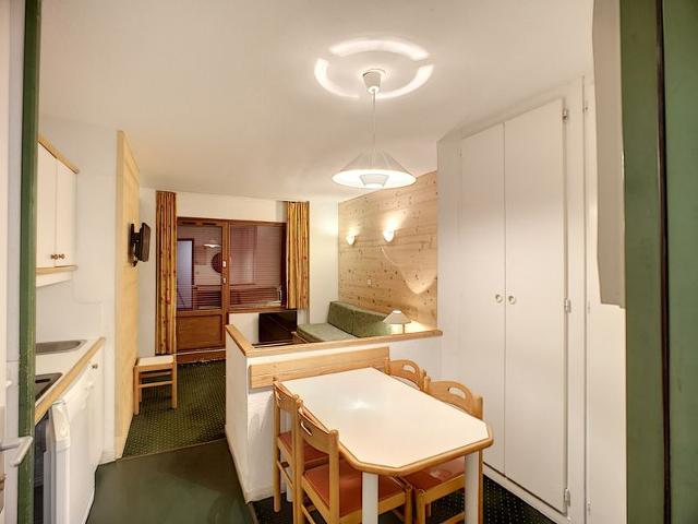 3 rooms 4 ppl, ski-in/ski-out, balcony, parking, near shops FR-1-178-61 - Les Menuires Reberty 2000