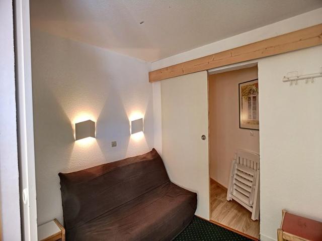 3 rooms 4 ppl, ski-in/ski-out, balcony, parking, near shops FR-1-178-61 - Les Menuires Reberty 2000