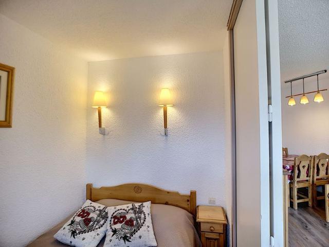 Charming Renovated 1-Bedroom Apartment, Ski-in/Ski-out, South-Facing Balcony - Les Menuires FR-1-178-133 - Les Menuires Reberty 1850