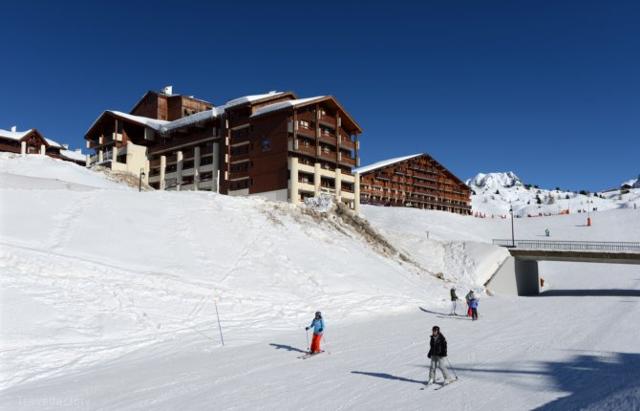 Résidence Odalys Le Cervin 3* - Plagne - Soleil