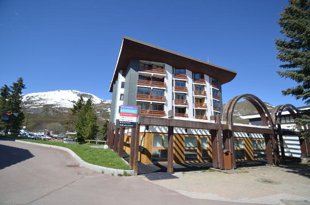 Apartements CHANTENEIGE - Les Menuires Croisette