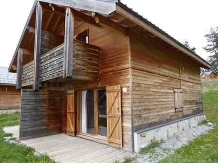 LA CRETE DU BERGER CHALETS - La Joue du Loup