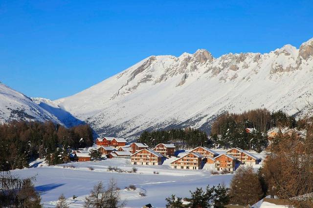 LA CRETE DU BERGER CHALETS - La Joue du Loup