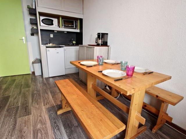 Bright renovated studio, balcony, pets welcome FR-1-340-154 - Chamrousse
