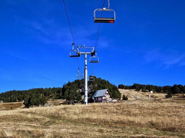 Cozy studio for 2 near slopes in Chamrousse FR-1-340-109 - Chamrousse