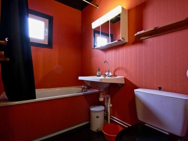 Cozy studio for 2 near slopes in Chamrousse FR-1-340-109 - Chamrousse