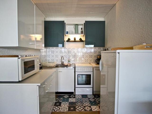 Bright 2-room apartment, 6 pax, balcony, washer, parking FR-1-340-84 - Chamrousse