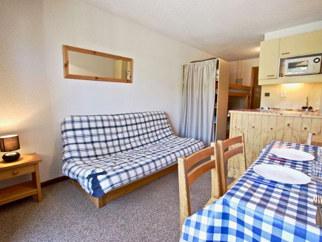 Studio for 3/4 with covered parking in Chamrousse FR-1-340-111 - Chamrousse