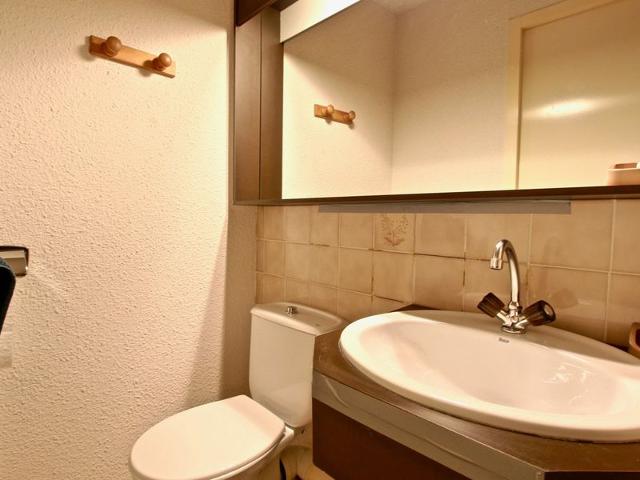 Studio for 3/4 with covered parking in Chamrousse FR-1-340-111 - Chamrousse