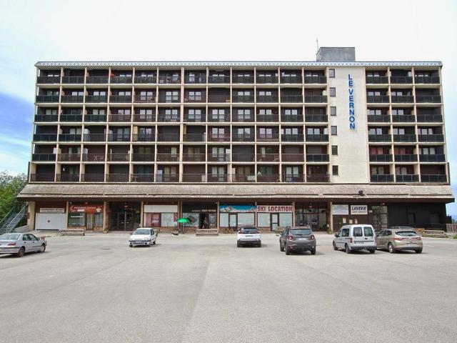 Studio for 3/4 with covered parking in Chamrousse FR-1-340-111 - Chamrousse