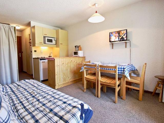 Studio for 3/4 with covered parking in Chamrousse FR-1-340-111 - Chamrousse
