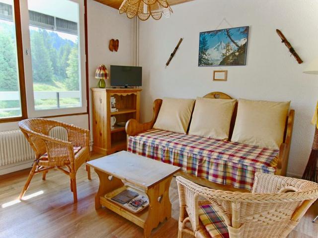 Cozy Studio for 4, Well-Equipped, Ski-in/Ski-out Location FR-1-340-99 - Chamrousse