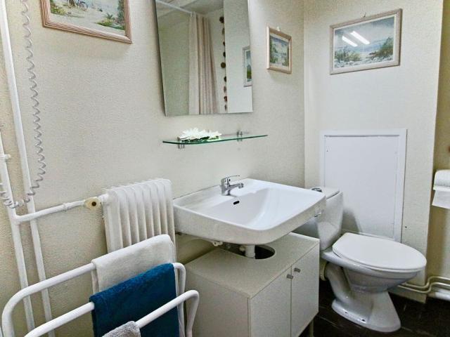 Cozy Studio for 4, Well-Equipped, Ski-in/Ski-out Location FR-1-340-99 - Chamrousse