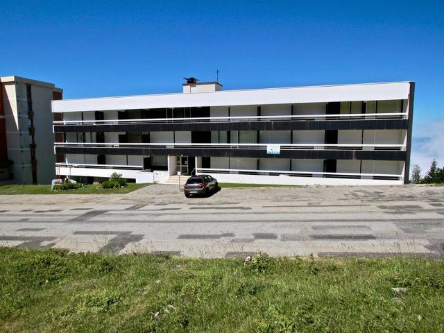 Cozy Studio for 4, Well-Equipped, Ski-in/Ski-out Location FR-1-340-99 - Chamrousse