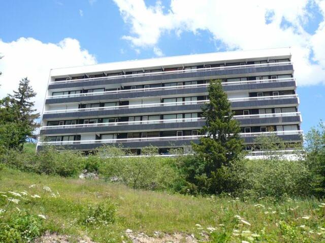 Cozy Studio for 4, Well-Equipped, Ski-in/Ski-out Location FR-1-340-99 - Chamrousse