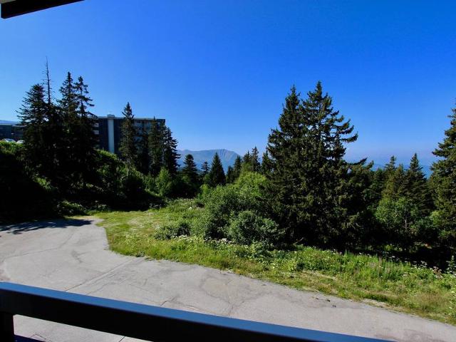 Cozy Studio with Balcony for 4, Near Slopes and Shops FR-1-340-121 - Chamrousse