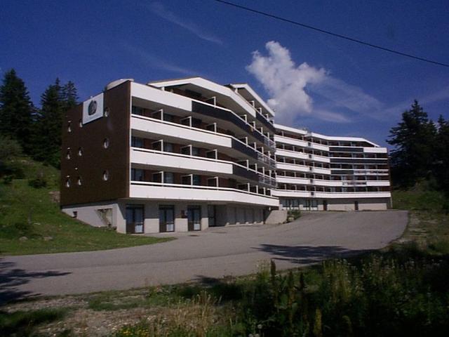 Cozy Studio with Balcony for 4, Near Slopes and Shops FR-1-340-121 - Chamrousse