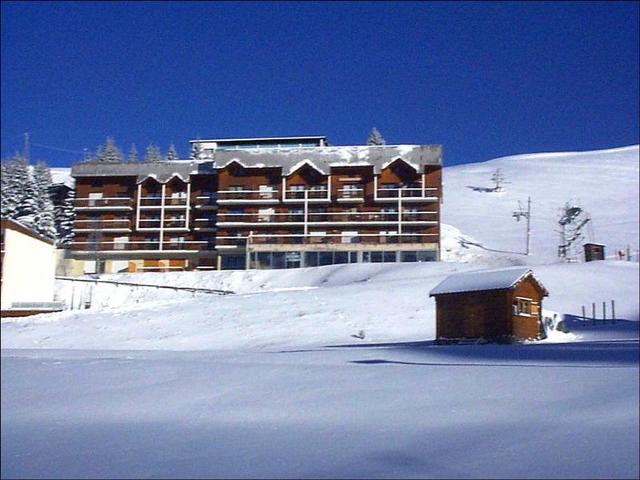 Spacious Apartment at the Foot of the Slopes in Chamrousse 1650 FR-1-340-115 - Chamrousse