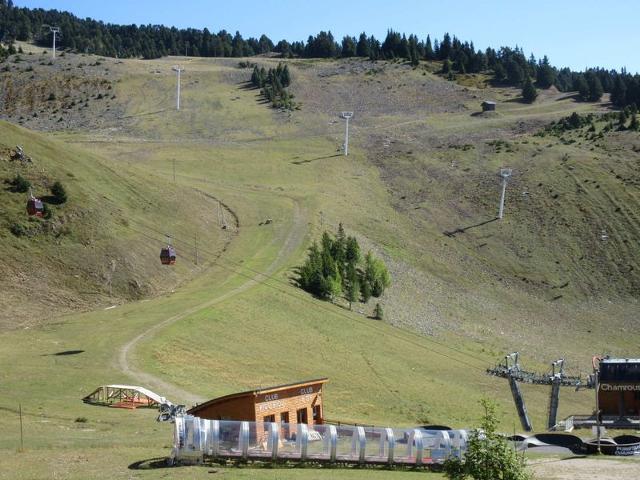 Spacious Apartment at the Foot of the Slopes in Chamrousse 1650 FR-1-340-115 - Chamrousse