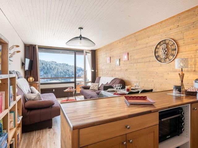 Charming 3-Star Mountain Studio, Center of Chamrousse, Close to Slopes FR-1-340-160 - Chamrousse