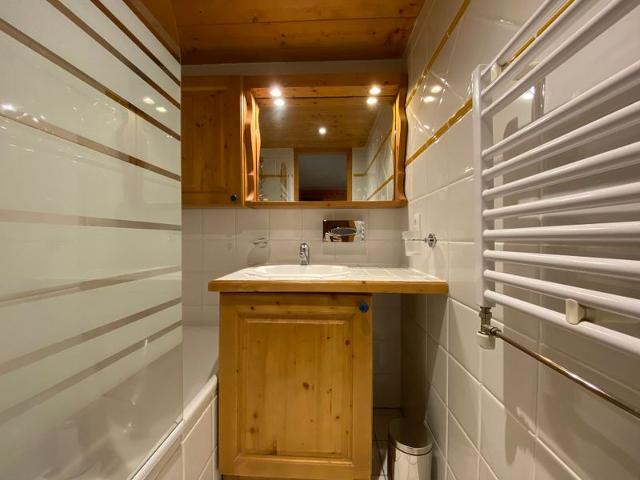Apartements FERMES DE MERIBEL BAT B - Méribel Village 1400
