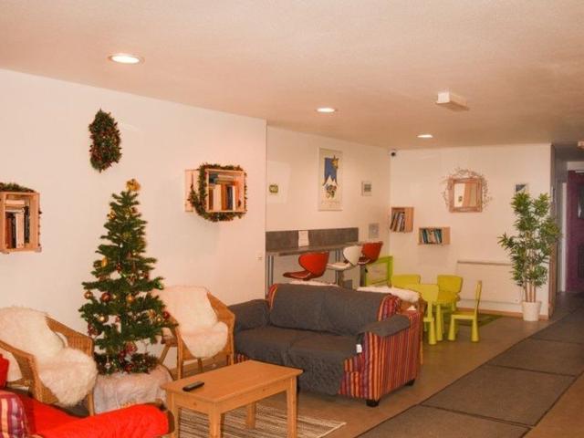 Cozy studio for 4 on the slopes with WiFi in Montgenèvre FR-1-266-85 - Montgenèvre