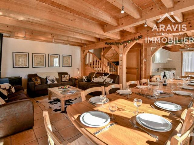 5-Bedroom Ski-In/Ski-Out Chalet in the Heart of the Alps FR-1-391-24 - Le Grand Bornand