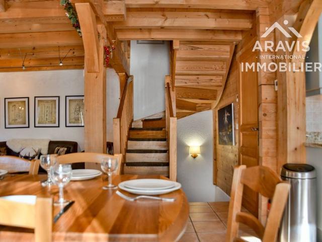 5-Bedroom Ski-In/Ski-Out Chalet in the Heart of the Alps FR-1-391-24 - Le Grand Bornand