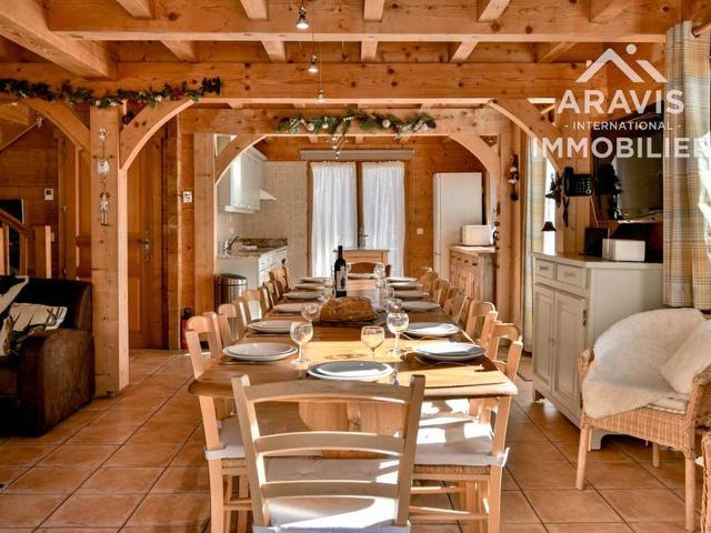 5-Bedroom Ski-In/Ski-Out Chalet in the Heart of the Alps FR-1-391-24 - Le Grand Bornand