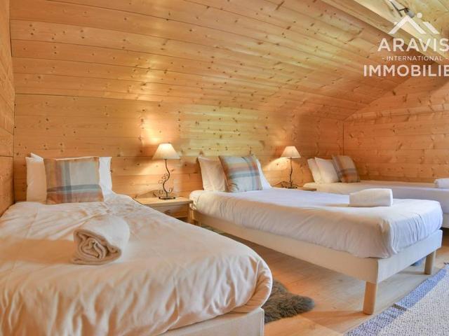 5-Bedroom Ski-In/Ski-Out Chalet in the Heart of the Alps FR-1-391-24 - Le Grand Bornand