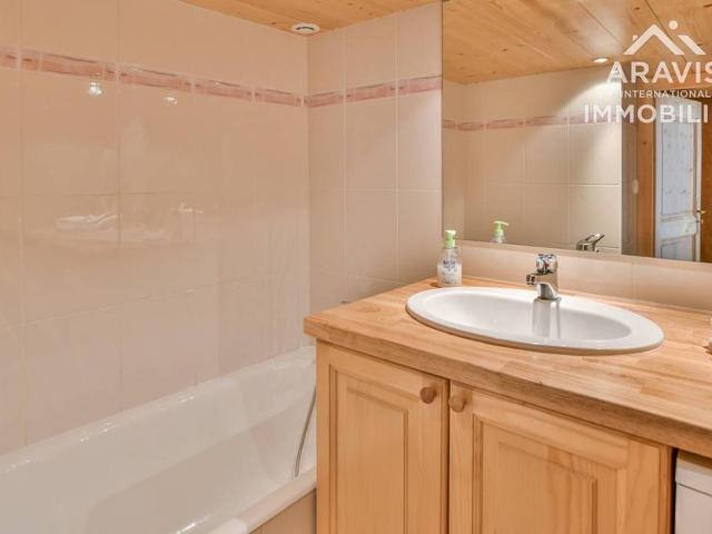 Apt for 8, near center with balcony, garage and wifi FR-1-391-28 - Le Grand Bornand