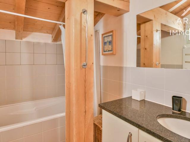 Charming Chalet for 11, Close to Slopes & Amenities FR-1-391-22 - Le Grand Bornand