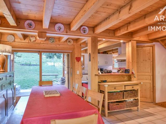Charming Chalet for 11, Close to Slopes & Amenities FR-1-391-22 - Le Grand Bornand
