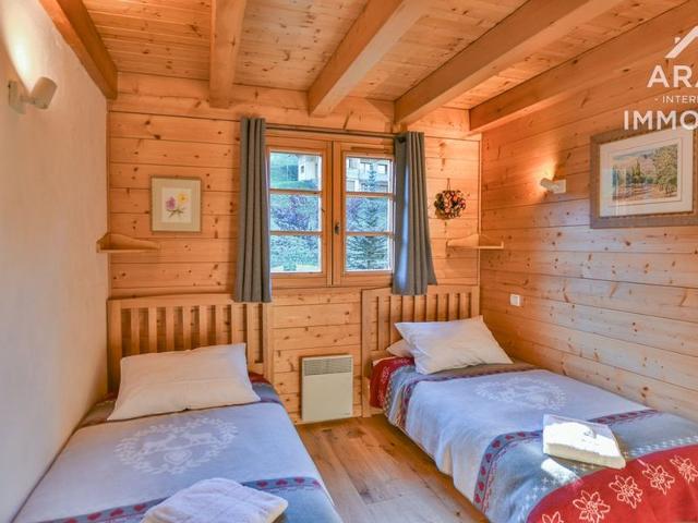 Charming Chalet for 11, Close to Slopes & Amenities FR-1-391-22 - Le Grand Bornand