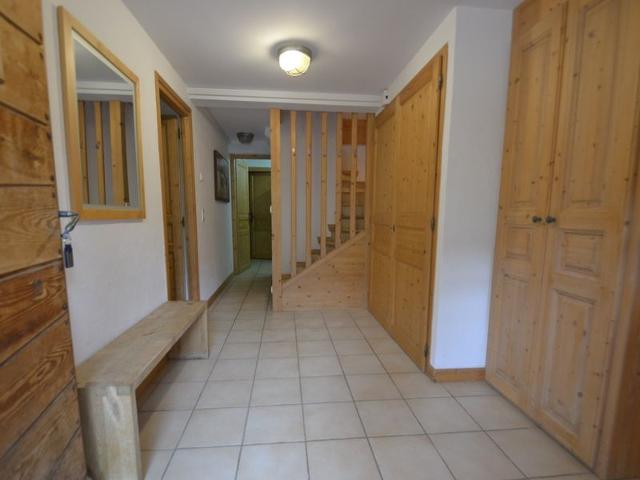 Charming Chalet for 11, Close to Slopes & Amenities FR-1-391-22 - Le Grand Bornand