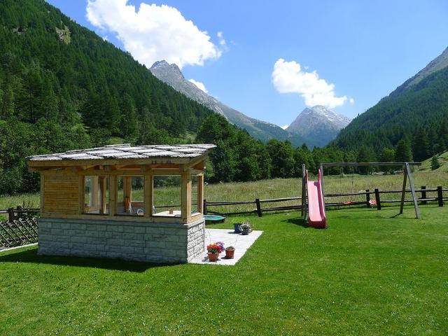 Apartment Amici - Saas - Grund