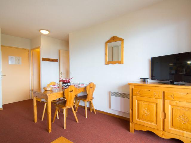 Apartment Les Pistes FR7370.600.15 - Le Corbier